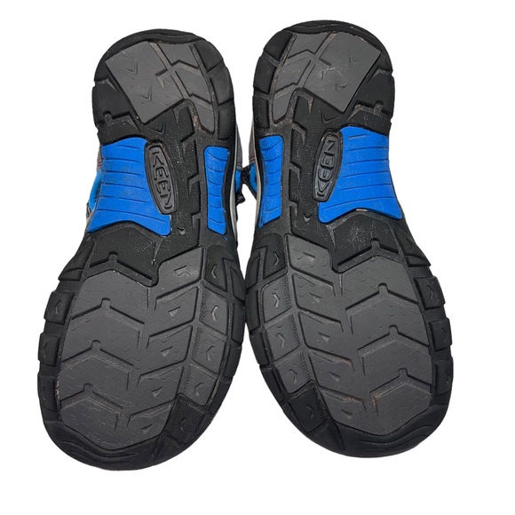 Keen Newport H2 Blue and Gray Sandals - Picture 9 of 16